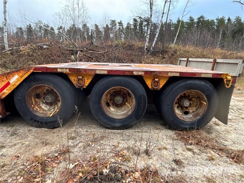 Arnes Tri/A Scissor Lowboy Trailer Góndola de cama rebajada