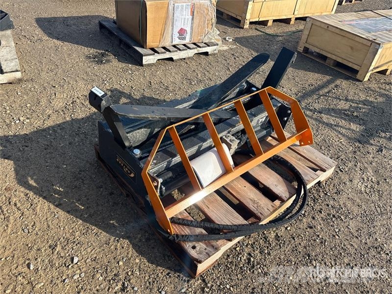 Arteer HPF-48L 48 in Hydraulic Skid Steer Forks (Unused) Fourche