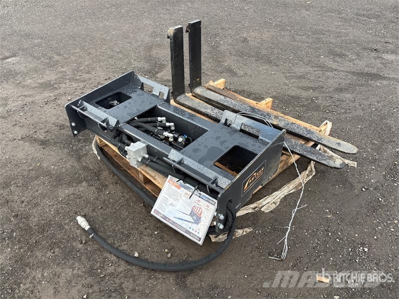 Arteer HPF-48L 48 in Hydraulic Skid Steer Forks (Unused) شوكات