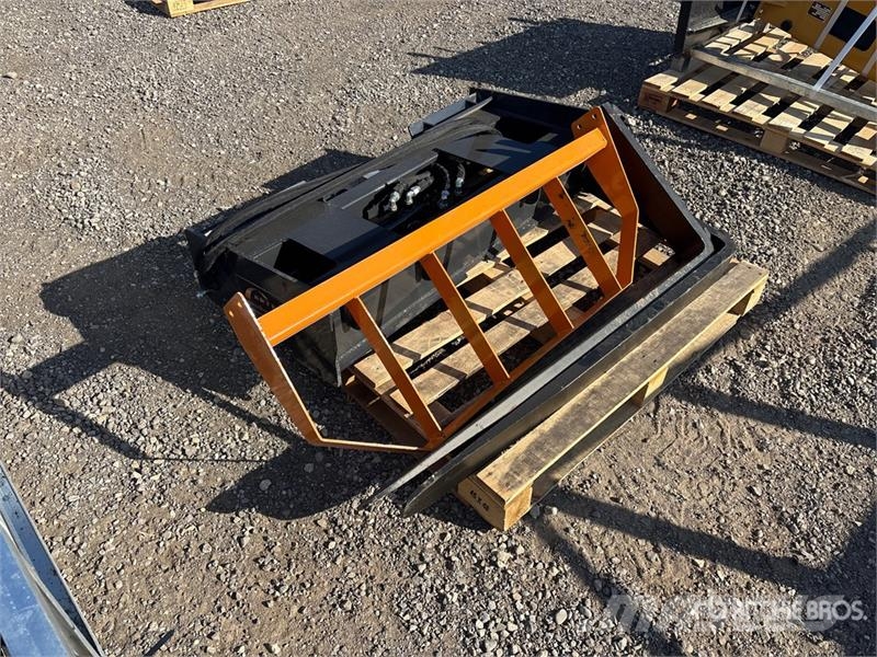 Arteer HPF-48L 48 In Hydraulic Skid Steer Forks (Unused) شوكات