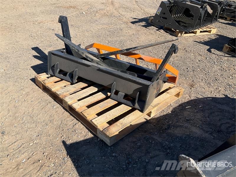 Arteer HPF-48L 48 in Hydraulic Skid Steer Forks (Unused) شوكات