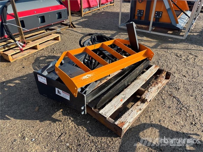 Arteer HPF-48L 48 In Hydraulic Skid Steer Forks (Unused) Gabeln