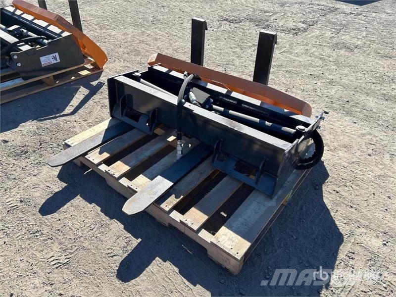 Arteer HPF-48L 48 in Hydraulic Skid Steer Forks (Unused) Forquilhas