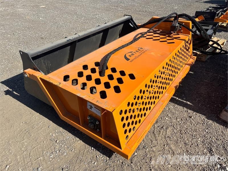 Arteer LRR-74W 74 in Skid Steer Landscape Rake (Unused) Ranghinatori