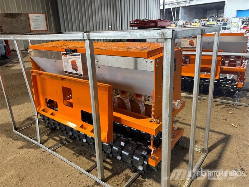 Arteer NSD-72W 72 in 3-Point & Skid Steer Seeder (Unused) Σπορείς