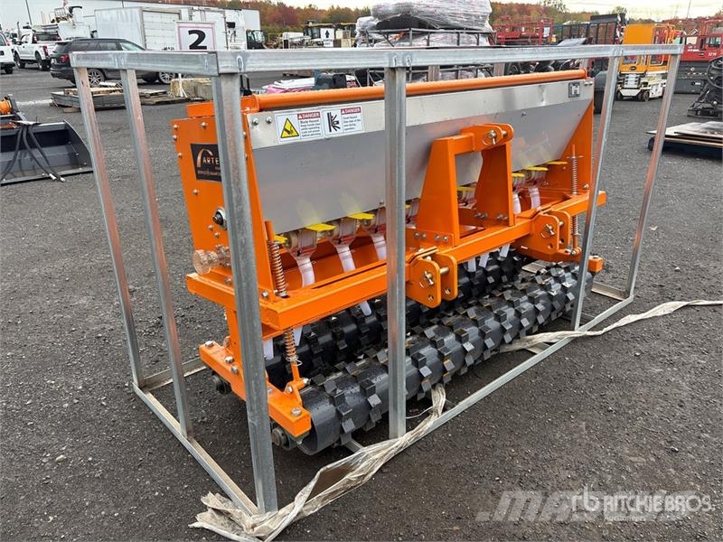 Arteer NSD-72W 72 in 3-Point & Skid Steer Seeder (Unused) مثاقيب