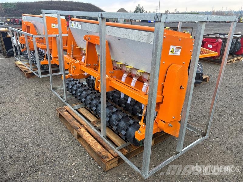 Arteer NSD-72W 72 in 3-Point & Skid Steer Seeder (Unused) 鑽頭