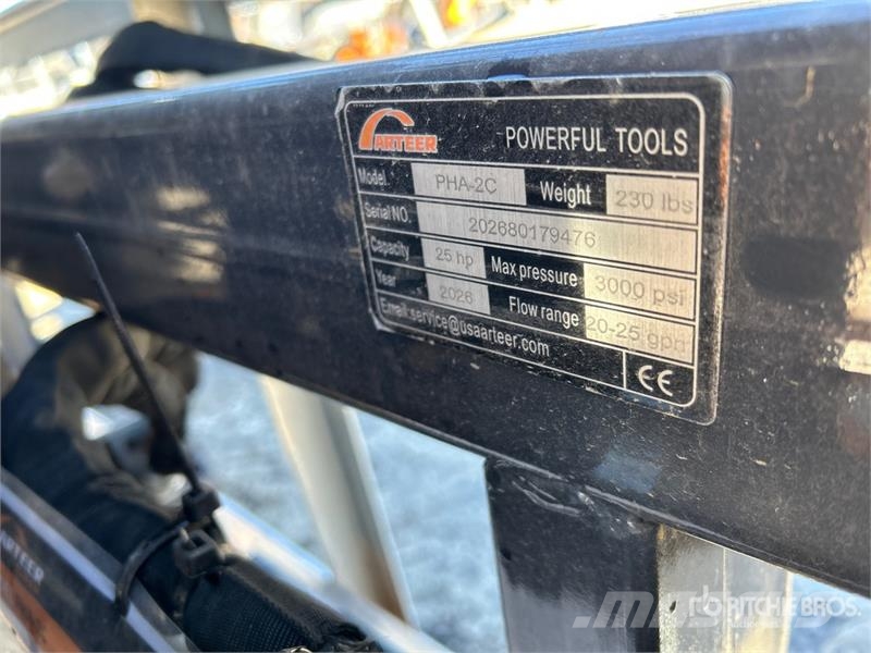 Arteer PHA-2C-3 Skid Steer 3-Point Adapter (Unused) Other components