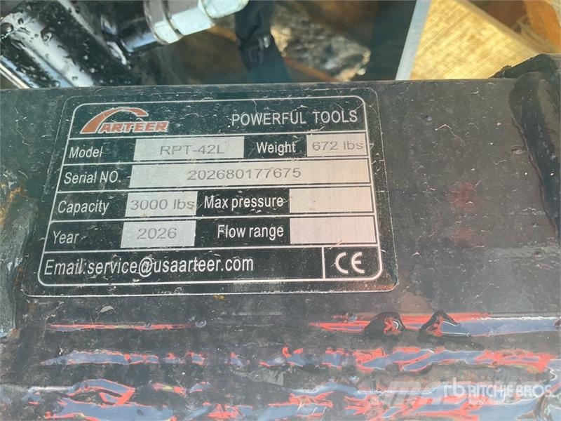 Arteer RPT-42L 60 in Rotating Hydraulic Skid Steer Forks Gabeln