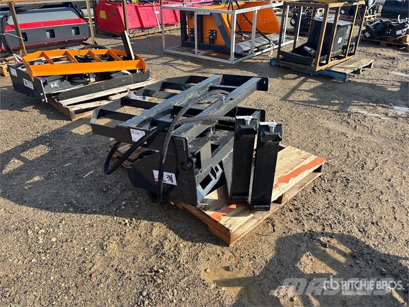 Arteer RPT-42L 60 in Rotating Hydraulic Skid Steer Forks Gabeln