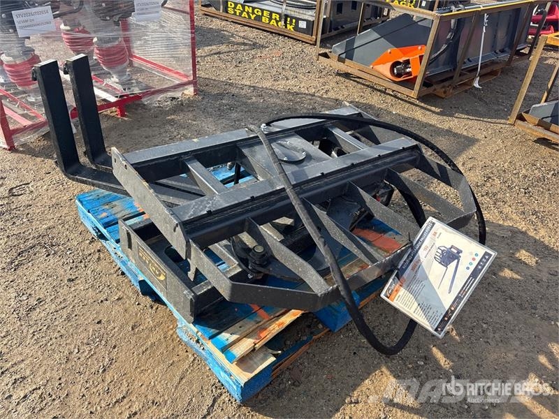 Arteer RPT-42L 60 in Rotating Hydraulic Skid Steer Forks Gabeln