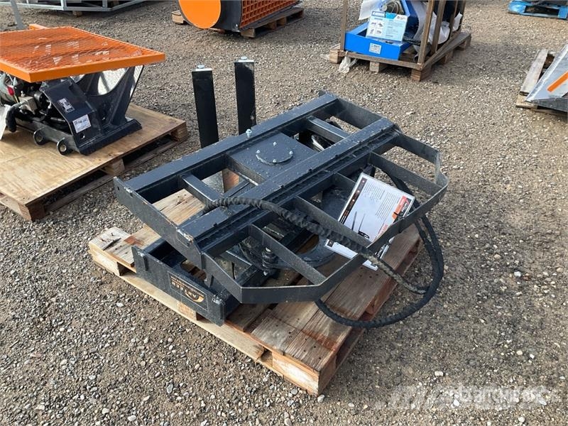 Arteer RPT-42L 60 in Rotating Hydraulic Skid Steer Forks Gabeln