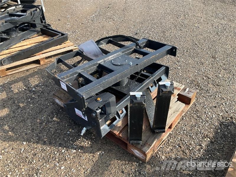 Arteer RPT-42L 60 in Rotating Hydraulic Skid Steer Forks Gabeln
