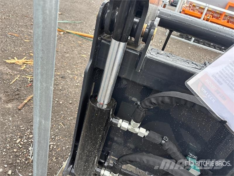 Arteer RR-78W 78 in Skid Steer Root Rake (Unused) Pöyhimet ja haravat