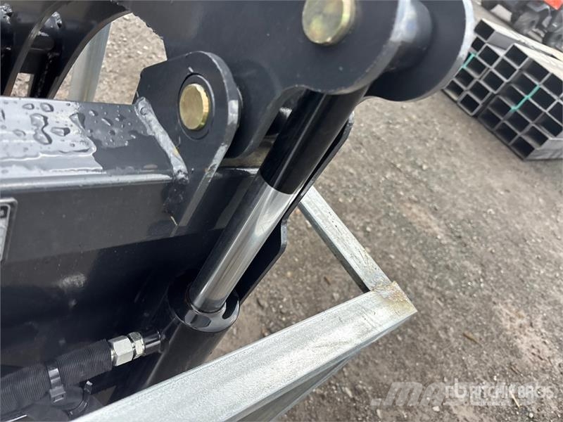 Arteer RR-78W 78 in Skid Steer Root Rake (Unused) Pöyhimet ja haravat