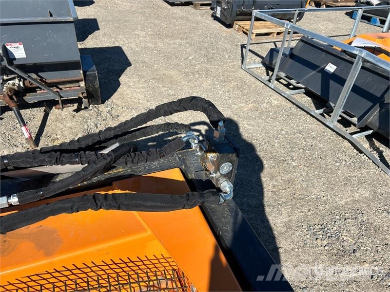 Arteer SB-72W 72 in Skid Steer Screening Bucket (Unused) Baldes crivo