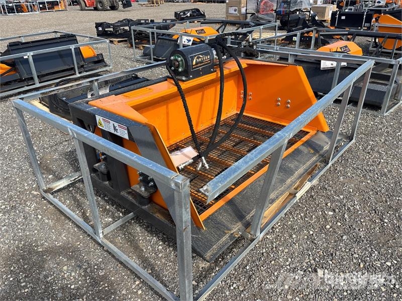 Arteer SB-72W 72 in Skid Steer Screening Bucket (Unused) Sijāšanas kausi