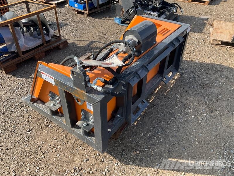 Arteer SB-72W 72 in Skid Steer Screening Bucket (Unused) 篩分機