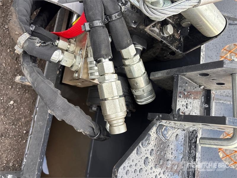 Arteer SS-15000G 15000 lb Skid Steer Logging Winch (Unuse Други компоненти