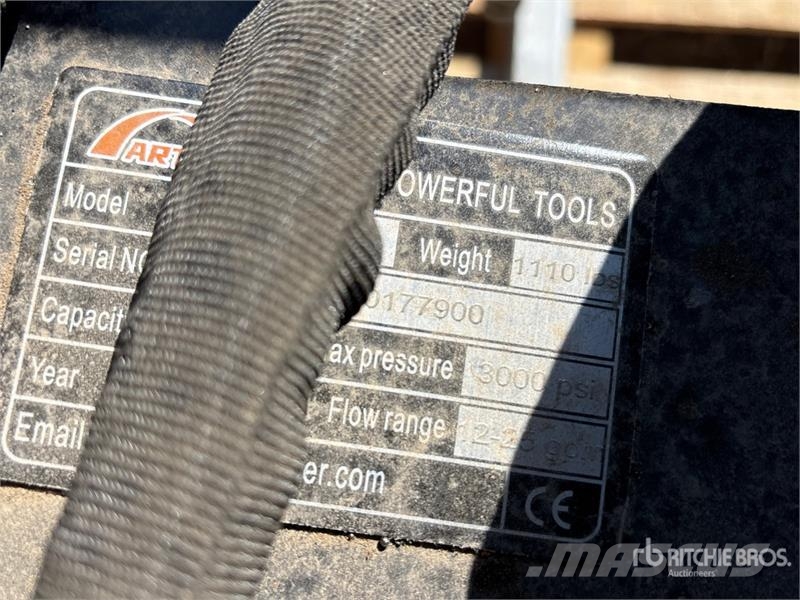 Arteer SSPR-72W 72 in Skid Steer Power Rake (Unused) Obračalniki in zgrabljalniki