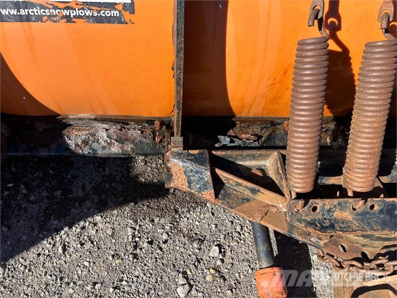  Artic 8 ft 2 Way Snow Plow Lame spazzaneve e aratri
