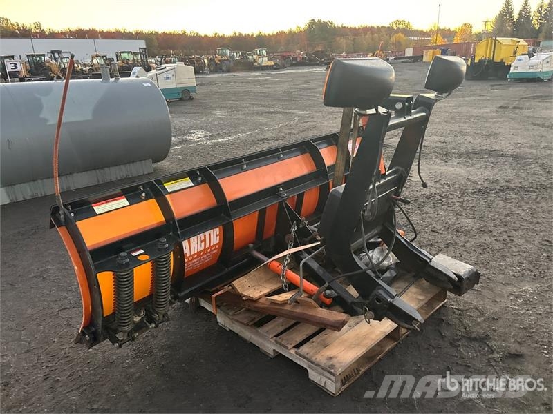 Artic 8 ft Snow Plow Snežne daske i plugovi