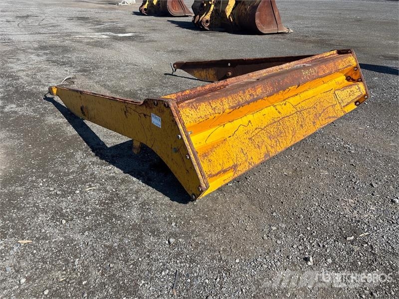 Articulated Dump Truck Tailgate Drugi deli