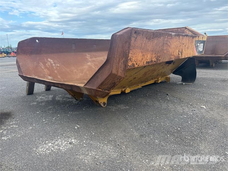  Articulated Dump Truck Body - Fits Cat 740B Drugi deli