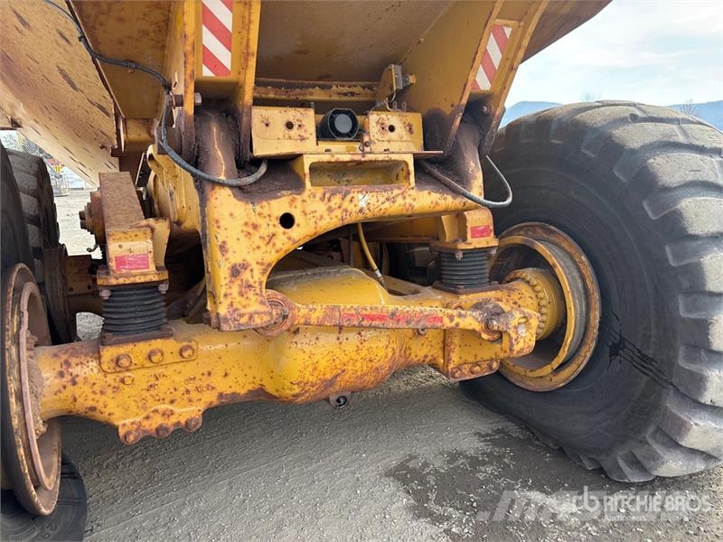  Articulated Dump Truck Body - Fits Cat 740B Otros componentes