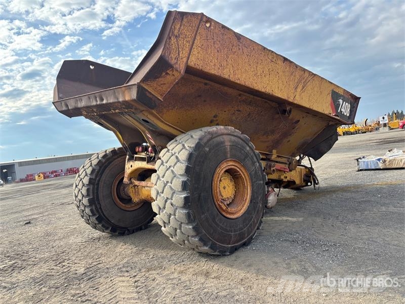  Articulated Dump Truck Body - Fits Cat 740B Otros componentes