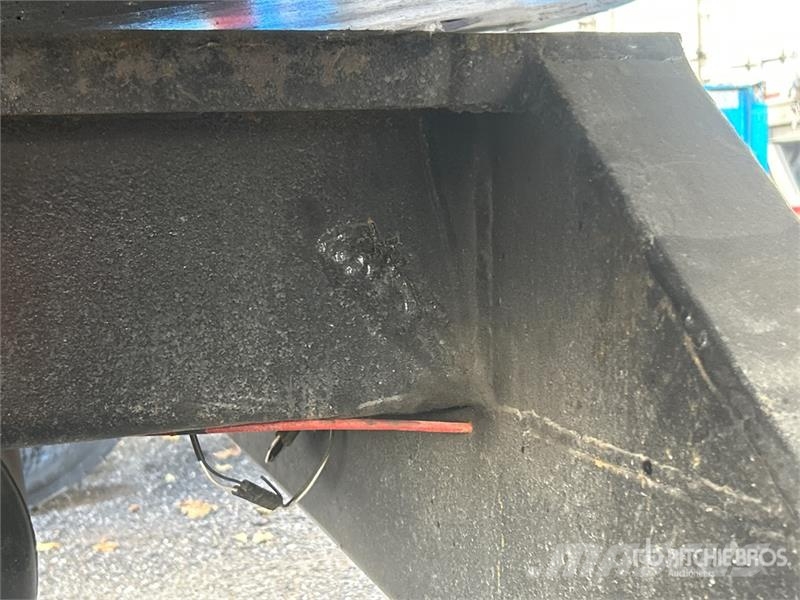 Artis 48 ft T/A Rollback Trailer Raskeveohaagised