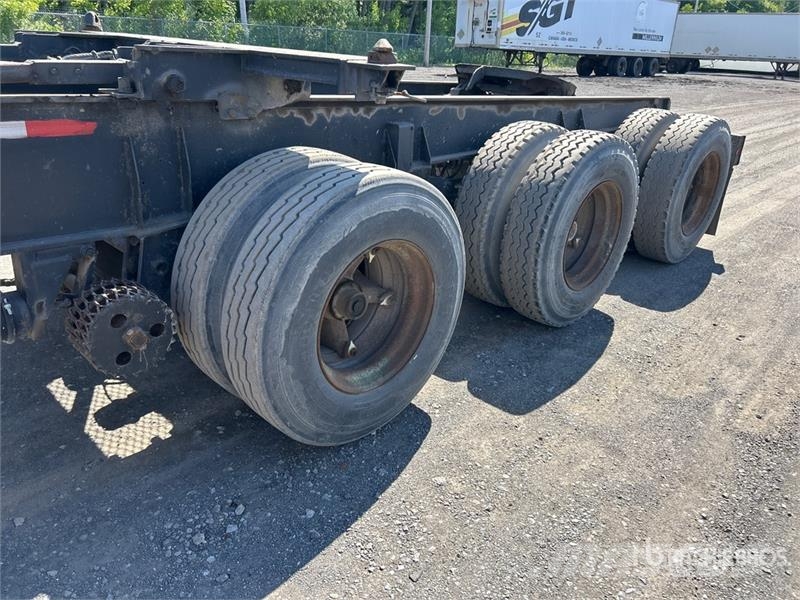 Artisan 20 ft Tri/A Lead Container Trailer Containerhenger