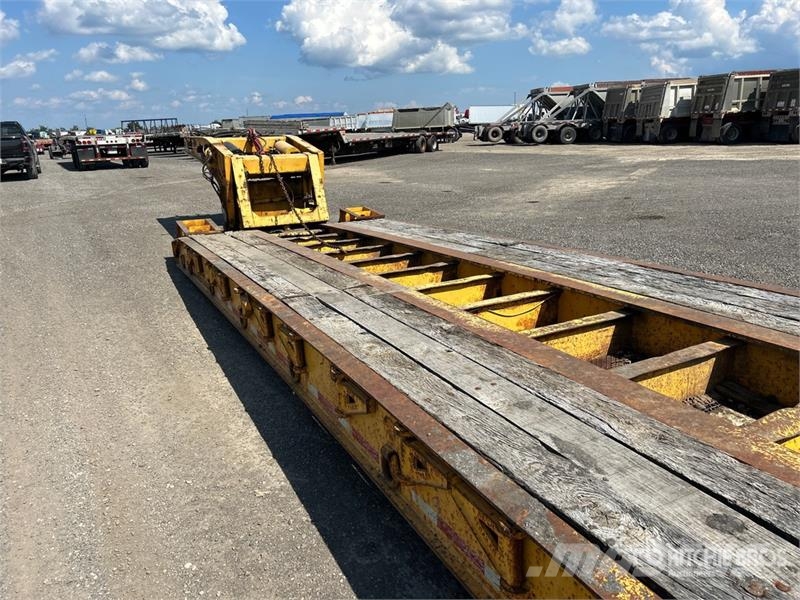 Aspen 50 ton Tri/A Removable Gooseneck Lowboy Trailer 平板拖车