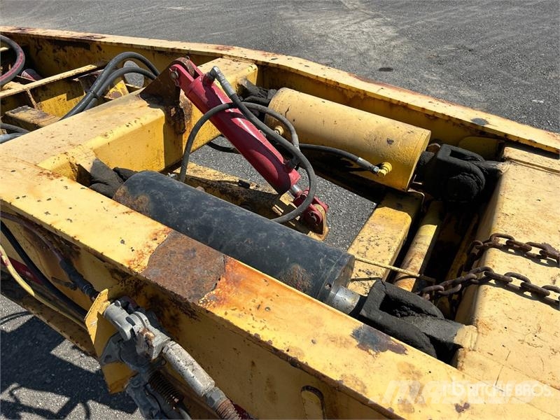 Aspen 50 ton Tri/A Removable Gooseneck Lowboy Trailer 平板拖车