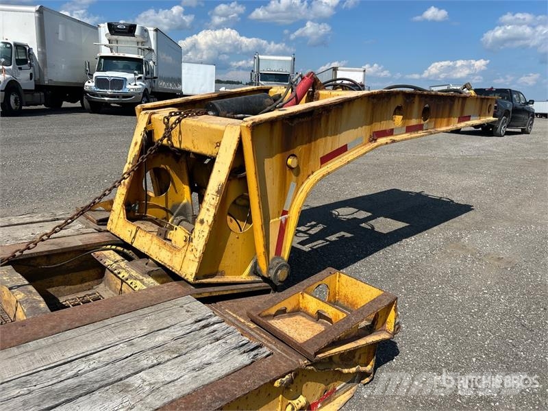Aspen 50 ton Tri/A Removable Gooseneck Lowboy Trailer 平板拖车