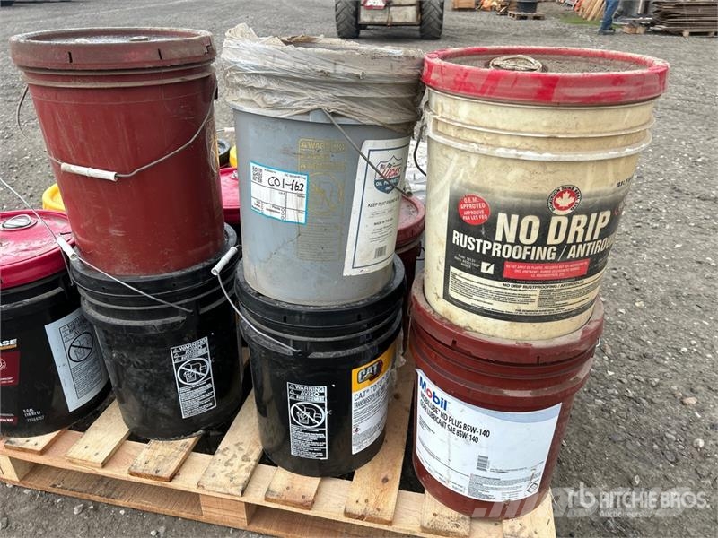  Assorted Fluid Pails Drugi deli