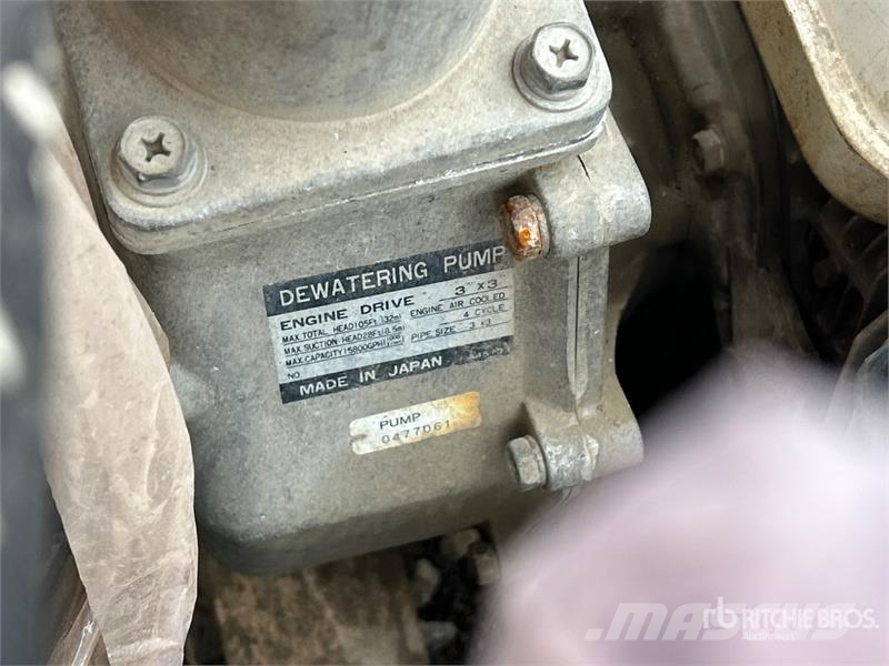  Assortment of gas pumps and heaters مكونات أخرى