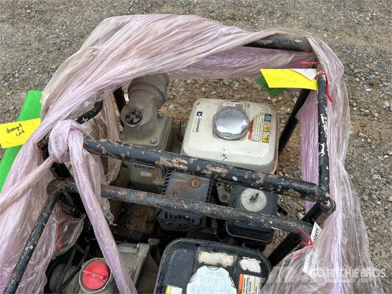  Assortment of gas pumps and heaters مكونات أخرى