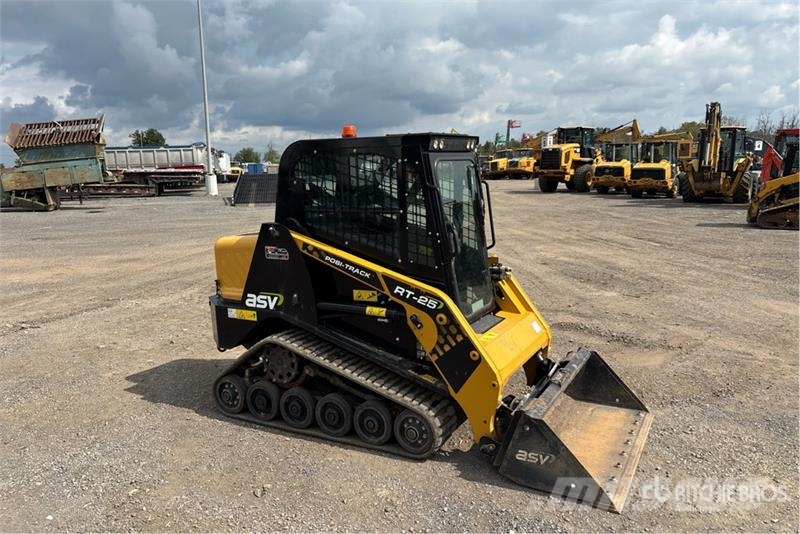 ASV RT25 Compact Track Loader Ładowarki burtowe