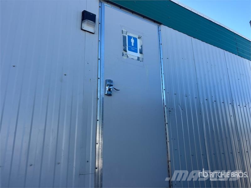 Atco Lavatory 12X32 2 Unit 28 ft 4 in x 10 ft 2 in Port Otros remolques