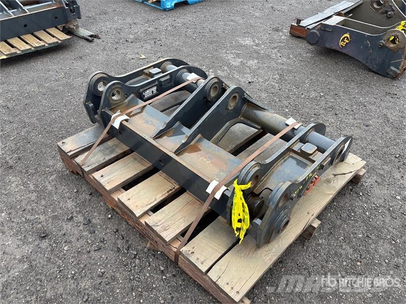  Atelier RF WA150/ARC01 Wheel Loader Quick Coupler  Gradbeništvo - drugo
