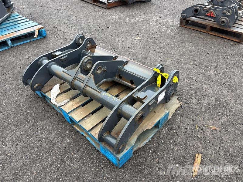  Atelier RF Wheel Loader Quick Coupler - Fits Komat Gradbeništvo - drugo