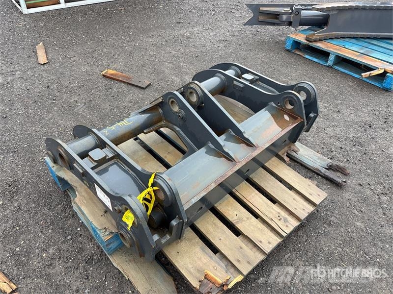  Atelier RF Wheel Loader Quick Coupler - Fits Komat Gradbeništvo - drugo