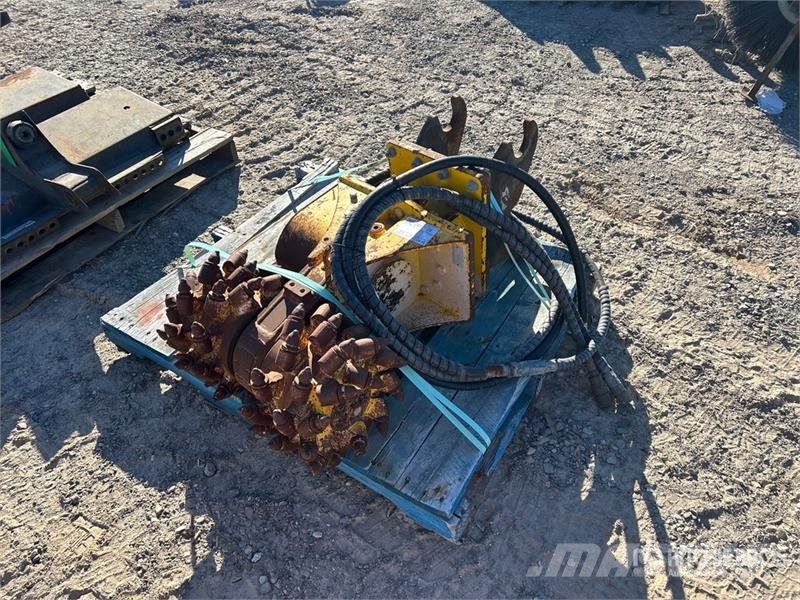 Atlas Copco DC400 24 in Q/C Hydraulic Drum Cutter Otros componentes