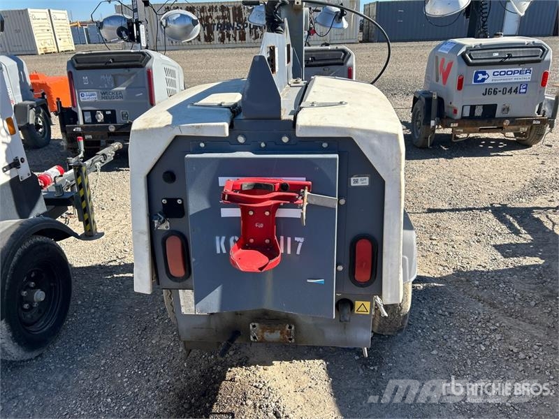 Atlas Copco HiLight V5+ 2.8 kW Light Tower ライトタワー