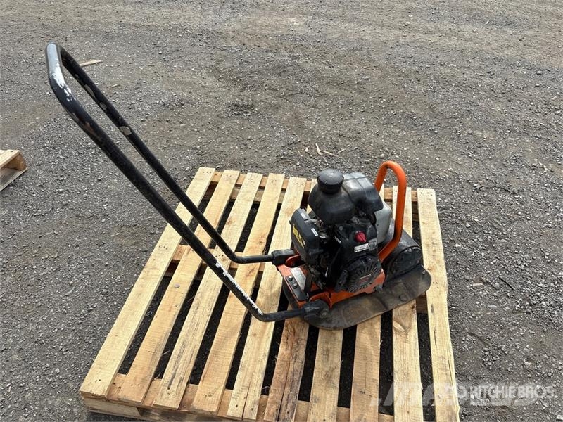 Atlas Copco of (1) Atlas Copco FP60 Vibratory Plate Compactor Vibrationsgeräte