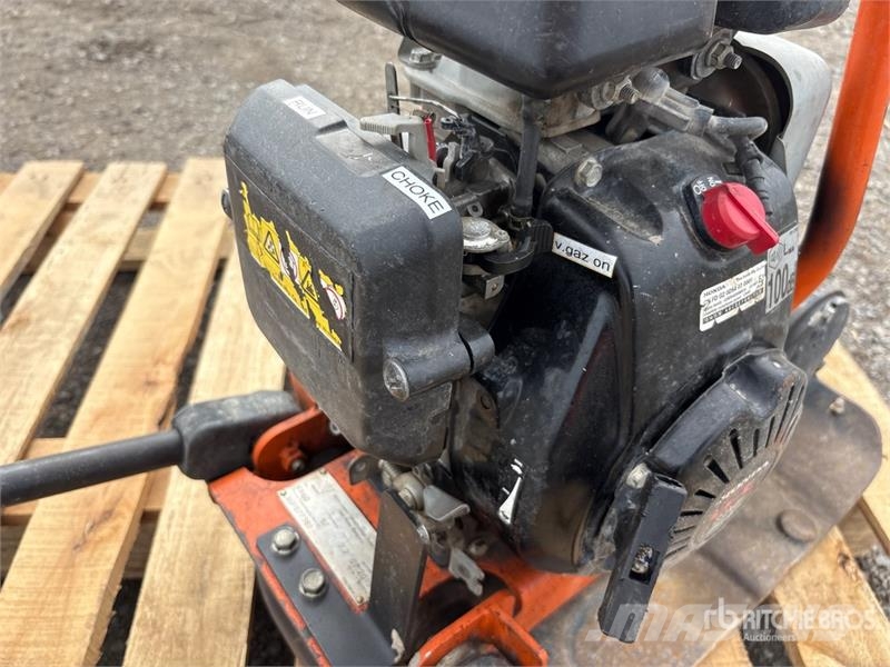 Atlas Copco of (1) Atlas Copco FP60 Vibratory Plate Compactor Vibrationsgeräte