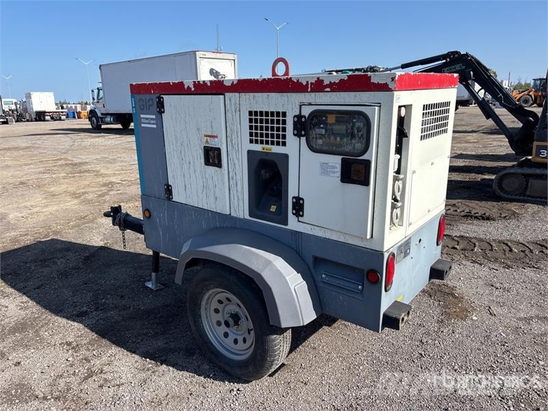 Atlas Copco QAS25IDFT4 20 kW Mobile Generator Set (Inoperable) Diesel Generatoren