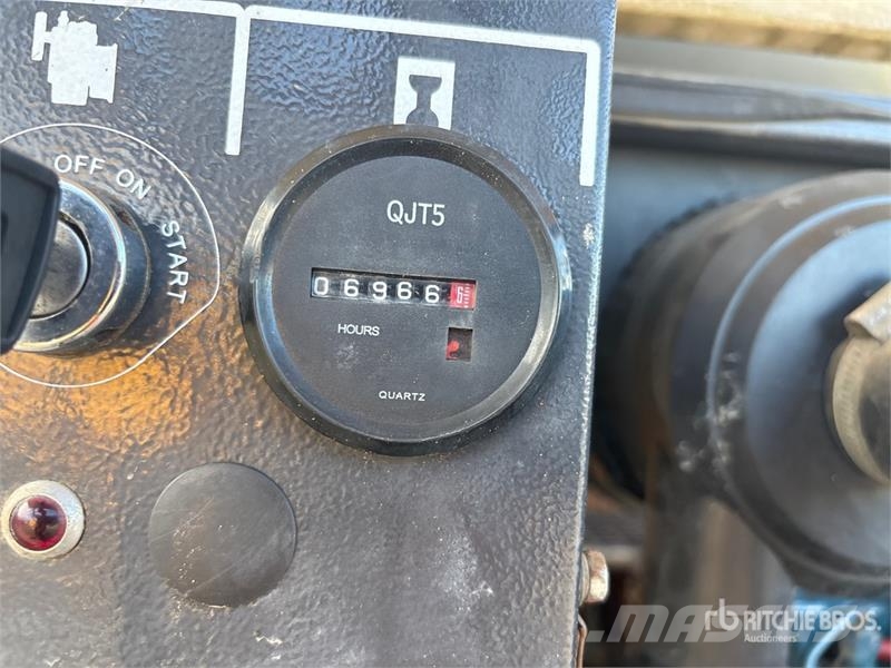 Atlas Copco V4 Πύργοι προβολέων