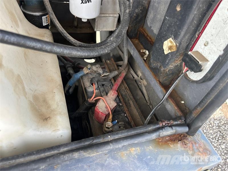 Atlas Copco V4 Πύργοι προβολέων